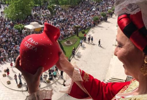 Πασχαλινή έξοδος: “Ζεσταίνεται” η αγορά… στο παρά πέντε