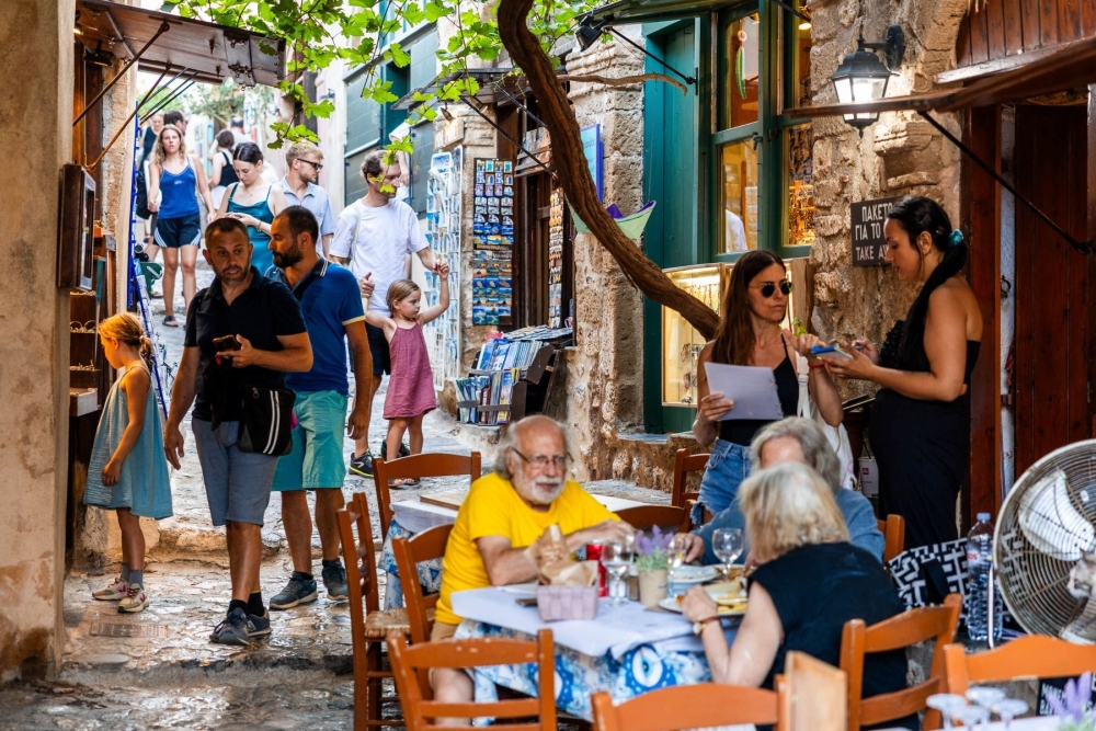 &Eta; &epsilon;&pi;ό&mu;&epsilon;&nu;&eta; &eta;&mu;έ&rho;&alpha; &tau;&omicron;&upsilon; &tau;&omicron;&upsilon;&rho;&iota;&sigma;&mu;&omicron;ύ &sigma;&tau;&eta; &Mu;&omicron;&nu;&epsilon;&mu;&beta;&alpha;&sigma;&iota;ά &sigma;&tau;&omicron; &epsilon;&pi;ί&kappa;&epsilon;&nu;&tau;&rho;&omicron; &eta;&mu;&epsilon;&rho;ί&delta;&alpha;&sigmaf;
