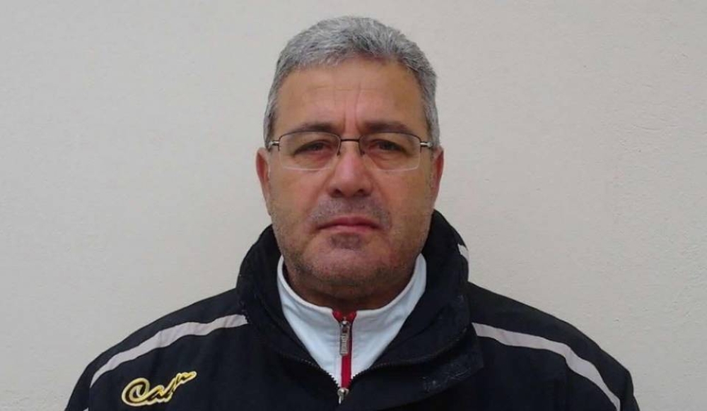 &Epsilon;&Kappa;&Alpha;&Sigma;&Kappa;&Epsilon;&Nu;&Omicron;&Pi; &gamma;&iota;&alpha; &Alpha;&nu;. &Delta;&alpha;&mu;&iota;&alpha;&nu;ό: &laquo;&Upsilon;&pi;ή&rho;&xi;&epsilon; έ&nu;&alpha;&sigmaf; &alpha;&pi;ό &tau;&omicron;&upsilon;&sigmaf; &sigma;&kappa;&alpha;&pi;&alpha;&nu;&epsilon;ί&sigmaf; &tau;&omicron;&upsilon; &mu;&pi;ά&sigma;&kappa;&epsilon;&tau; &sigma;&tau;&eta;&nu; &kappa;&epsilon;&nu;&tau;&rho;&iota;&kappa;ή &kappa;&alpha;&iota; &nu;ό&tau;&iota;&alpha; &Pi;&epsilon;&lambda;&omicron;&pi;ό&nu;&nu;&eta;&sigma;&omicron;&raquo;