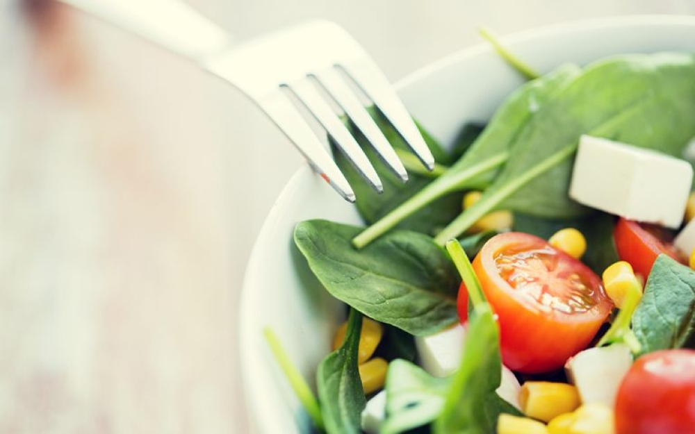 &Eta; &delta;&iota;&alpha;&tau;&rho;&omicron;&phi;ή &sigma;&tau;&eta;&nu; &eta;&lambda;&iota;&kappa;ί&alpha; &tau;&omega;&nu; 40 &epsilon;&pi;&eta;&rho;&epsilon;ά&zeta;&epsilon;&iota; &tau;&eta;&nu; &pi;&omicron;&iota;ό&tau;&eta;&tau;&alpha; &zeta;&omega;ή&sigmaf; &sigma;&tau;&alpha; 70