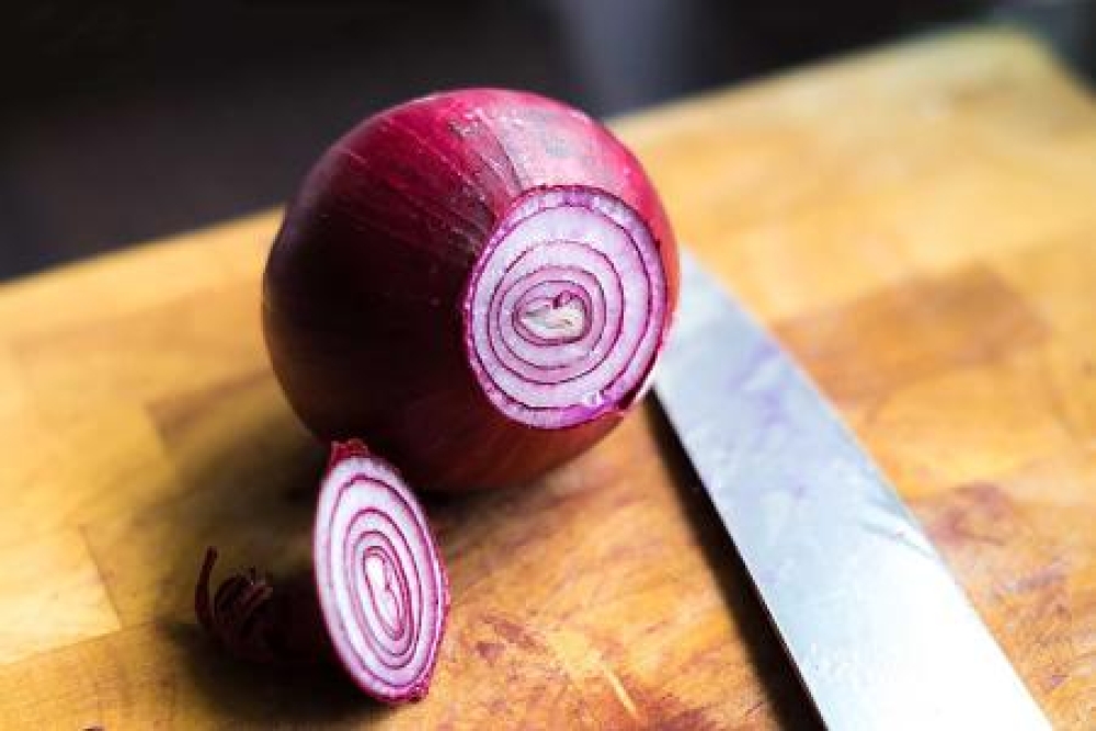 &Omicron; &tau;&rho;ό&pi;&omicron;&sigmaf; &nu;&alpha; &kappa;ό&beta;&epsilon;&iota;&sigmaf; &tau;&omicron; &kappa;&rho;&epsilon;&mu;&mu;ύ&delta;&iota; &gamma;&iota;&alpha; &nu;&alpha; &mu;&eta;&nu; &kappa;&lambda;&alpha;&iota;&sigmaf;