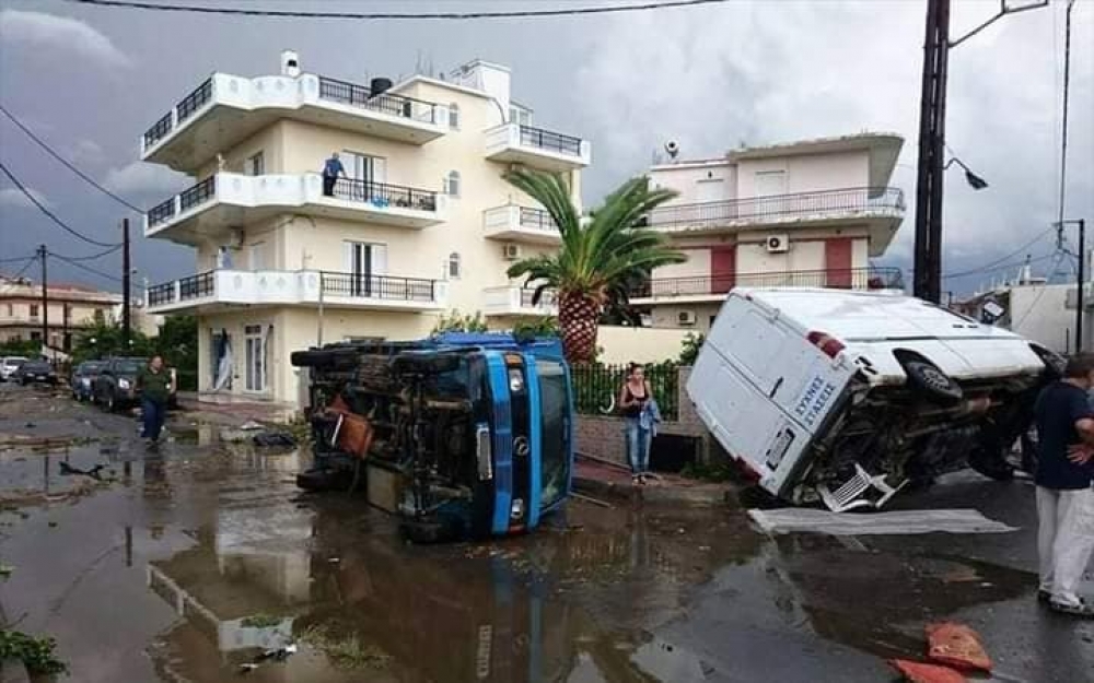 21/9/2015: Ανεμοστρόβιλος (υδροστρόβιλος) χτυπάει την Σκάλα του Δ. Ευρώτα