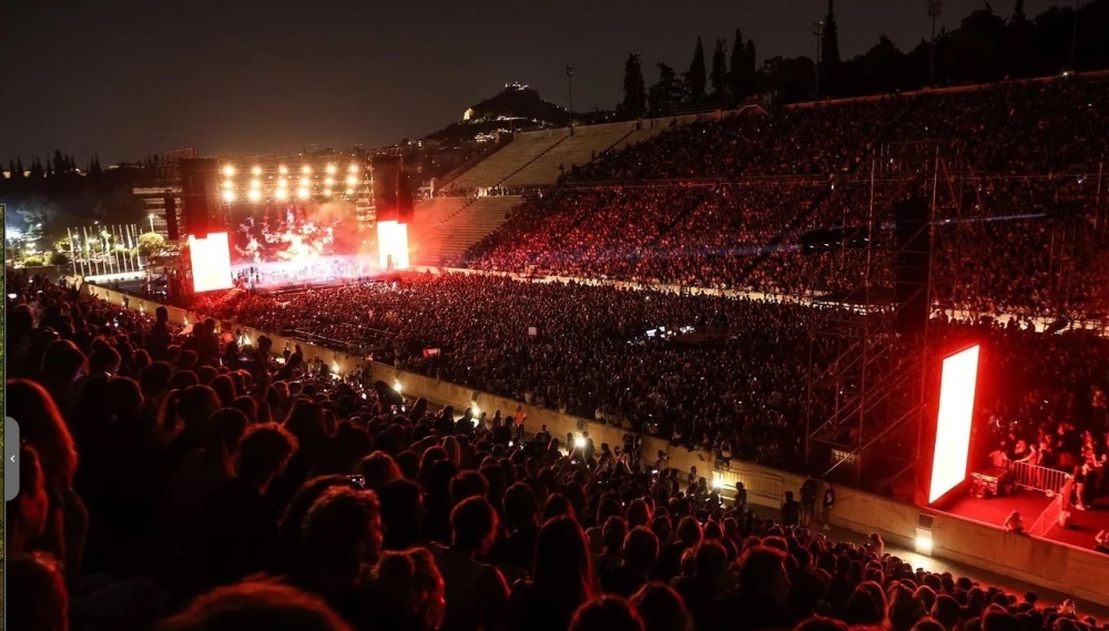 Το μήνυμα των Τεμπών στην υφήλιο με λακωνικό «αναμεταδότη»