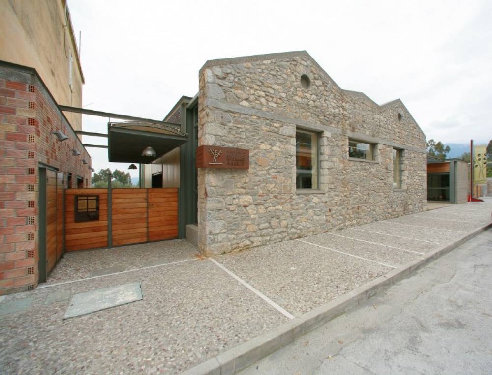 &Omicron;&iota; &Kappa;&upsilon;&rho;&iota;&alpha;&kappa;έ&sigmaf; &tau;&omicron;&upsilon; &Nu;&omicron;έ&mu;&beta;&rho;&eta; &sigma;&tau;&omicron; &Mu;&omicron;&upsilon;&sigma;&epsilon;ί&omicron; &Epsilon;&lambda;&iota;ά&sigmaf; &kappa;&alpha;&iota; &Epsilon;&lambda;&lambda;&eta;&nu;&iota;&kappa;&omicron;ύ &Lambda;&alpha;&delta;&iota;&omicron;ύ