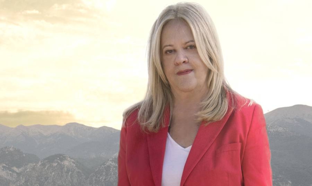 Ντία Τζανετέα για την Ημέρα Αγρότισσας: «Τιμάμε τη γυναίκα που στέκεται δυναμικά δίπλα στη γη»