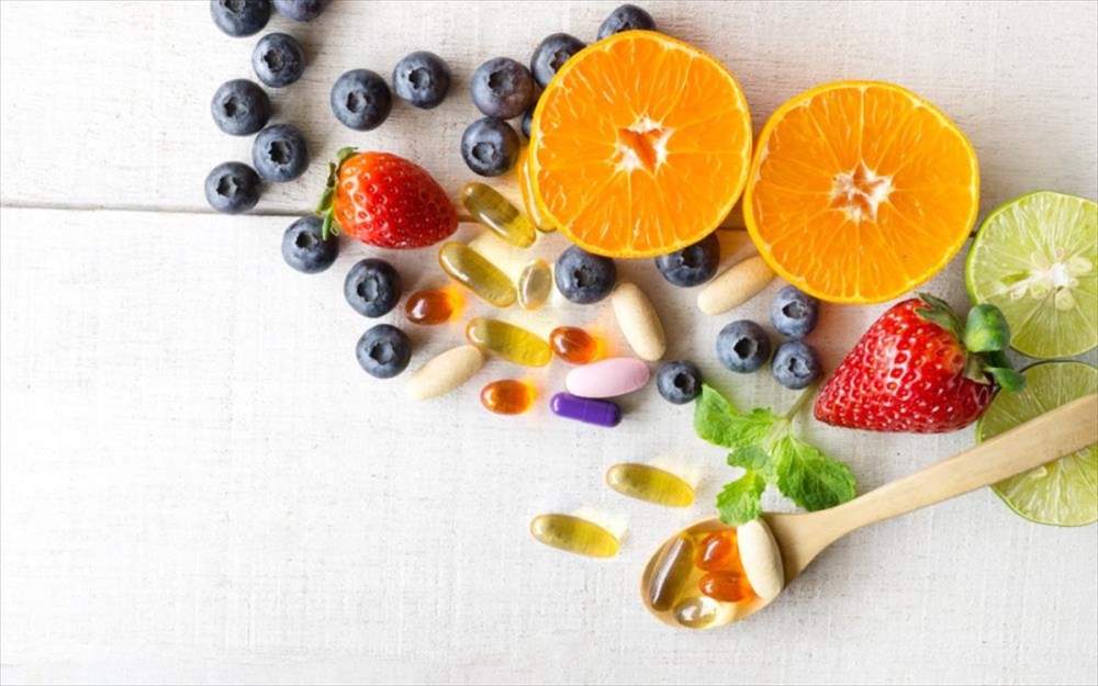 &Kappa;&alpha;&lambda;&omicron;&kappa;&alpha;&iota;&rho;&iota;&nu;ή &delta;&iota;&alpha;&tau;&rho;&omicron;&phi;ή: &Omicron;&iota; &beta;&iota;&tau;&alpha;&mu;ί&nu;&epsilon;&sigmaf; &pi;&omicron;&upsilon; &chi;&rho;&epsilon;&iota;&alpha;&zeta;ό&mu;&alpha;&sigma;&tau;&epsilon; &tau;&omicron;&upsilon;&sigmaf; &theta;&epsilon;&rho;&iota;&nu;&omicron;ύ&sigmaf; &mu;ή&nu;&epsilon;&sigmaf;