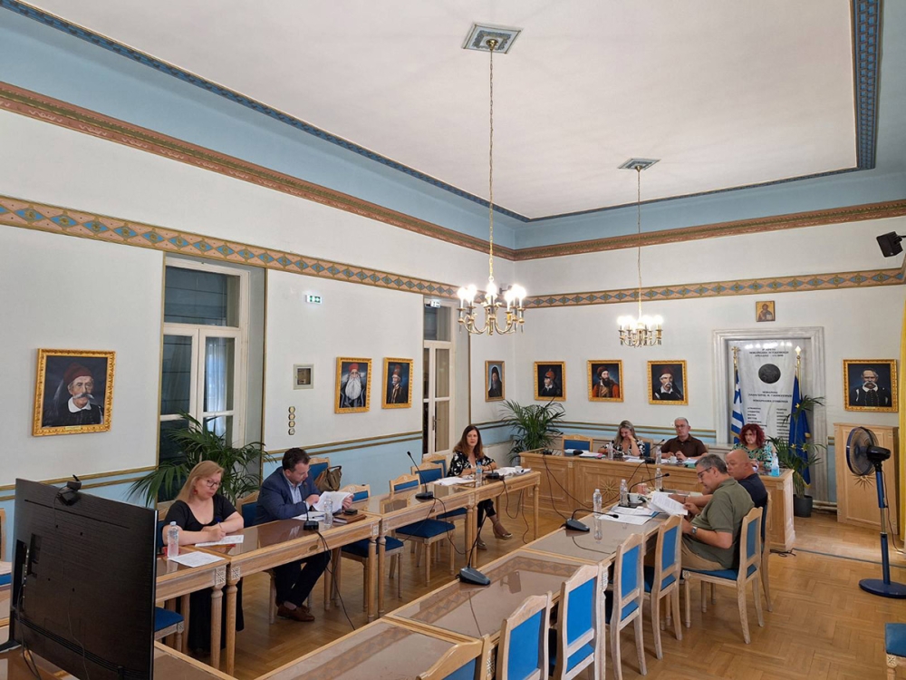 &Sigma;&tau;&eta;&nu; &Pi;&epsilon;&rho;&iota;&phi;&epsilon;&rho;&epsilon;&iota;&alpha;&kappa;ή &Epsilon;&pi;&iota;&tau;&rho;&omicron;&pi;ή &eta; &kappa;&alpha;&tau;&alpha;&sigma;&kappa;&epsilon;&upsilon;ή &iota;&sigma;ό&pi;&epsilon;&delta;&omega;&nu; &kappa;ό&mu;&beta;&omega;&nu; &sigma;&tau;&eta; &Lambda;&alpha;&kappa;&omega;&nu;ί&alpha;