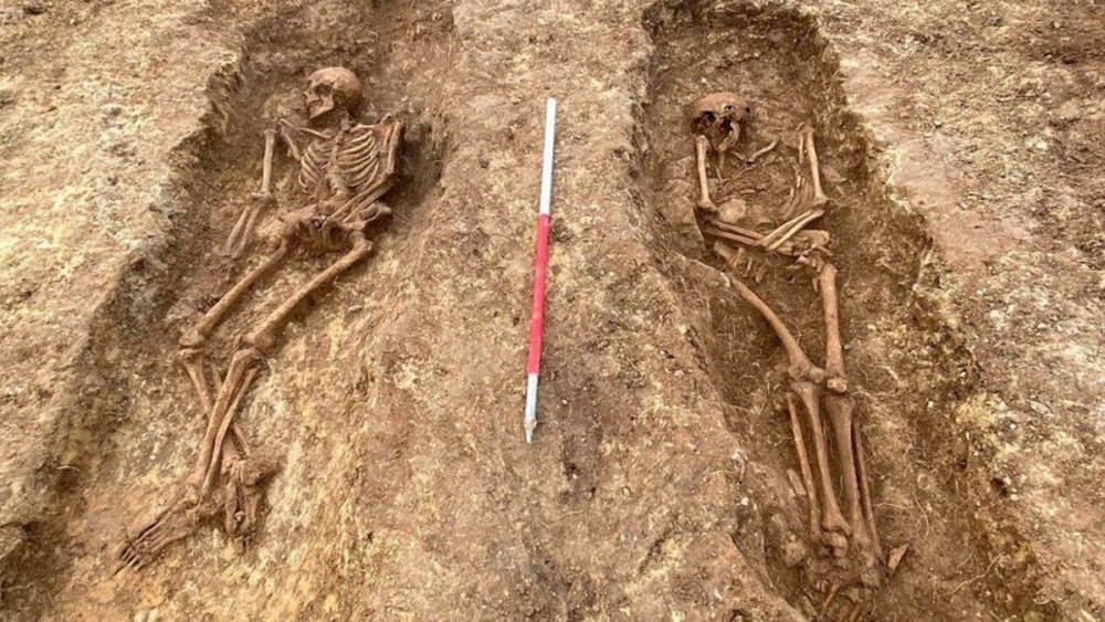 &Alpha;&rho;&chi;&alpha;&iota;&omicron;&lambda;ό&gamma;&omicron;&iota; &epsilon;&nu;&tau;ό&pi;&iota;&sigma;&alpha;&nu; &lambda;&epsilon;ί&psi;&alpha;&nu;&alpha; &Rho;&omega;&mu;&alpha;ί&alpha;&sigmaf; &alpha;&rho;&iota;&sigma;&tau;&omicron;&kappa;&rho;ά&tau;&iota;&sigma;&sigma;&alpha;&sigmaf; &sigma;&tau;&omicron; &Lambda;&iota;&nu;&tau;&sigmaf;