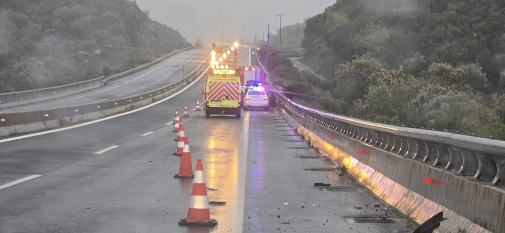 &Tau;&rho;&omicron;&chi;&alpha;ί&omicron; &sigma;&tau;&omicron; &Lambda;&epsilon;ύ&kappa;&tau;&rho;&omicron;-&Sigma;&pi;ά&rho;&tau;&eta;