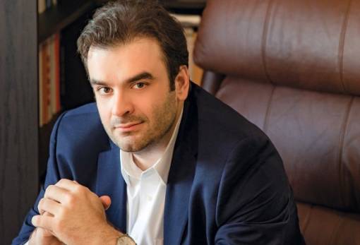 Με Βερούτη, Τζινιέρη και Αργειτάκο συναντήθηκε ο Κυριάκος Πιερρακάκης
