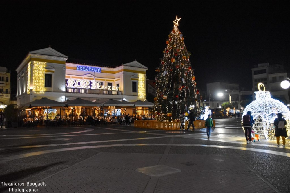 Χριστούγεννα: Ας είναι όμορφα και φωτεινά για όλους