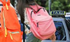 &Delta;&iota;&epsilon;&kappa;ό&pi;&eta; &alpha;&pi;ό &tau;&omicron;&nu; &Iota;&alpha;&nu;&omicron;&upsilon;ά&rho;&iota;&omicron; &eta; &mu;&epsilon;&tau;&alpha;&phi;&omicron;&rho;ά &mu;&alpha;&theta;&eta;&tau;ώ&nu; &alpha;&pi;ό &Alpha;&kappa;&omicron;ύ&mu;&alpha;&rho;&omicron; &pi;&rho;&omicron;&sigmaf; &Gamma;ύ&theta;&epsilon;&iota;&omicron;