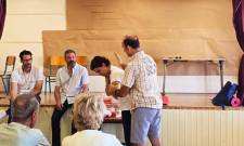 &Pi;&rho;ώ&tau;&epsilon;&sigmaf; &Beta;&omicron;ή&theta;&epsilon;&iota;&epsilon;&sigmaf; &gamma;&iota;&alpha; ό&lambda;&omicron;&upsilon;&sigmaf; &sigma;&tau;&eta;&nu; &Epsilon;&lambda;&alpha;&phi;ό&nu;&eta;&sigma;&omicron; &mu;&epsilon; &sigma;&tau;ό&chi;&omicron; έ&nu;&alpha; &alpha;&sigma;&phi;&alpha;&lambda;έ&sigma;&tau;&epsilon;&rho;&omicron; &nu;&eta;&sigma;ί