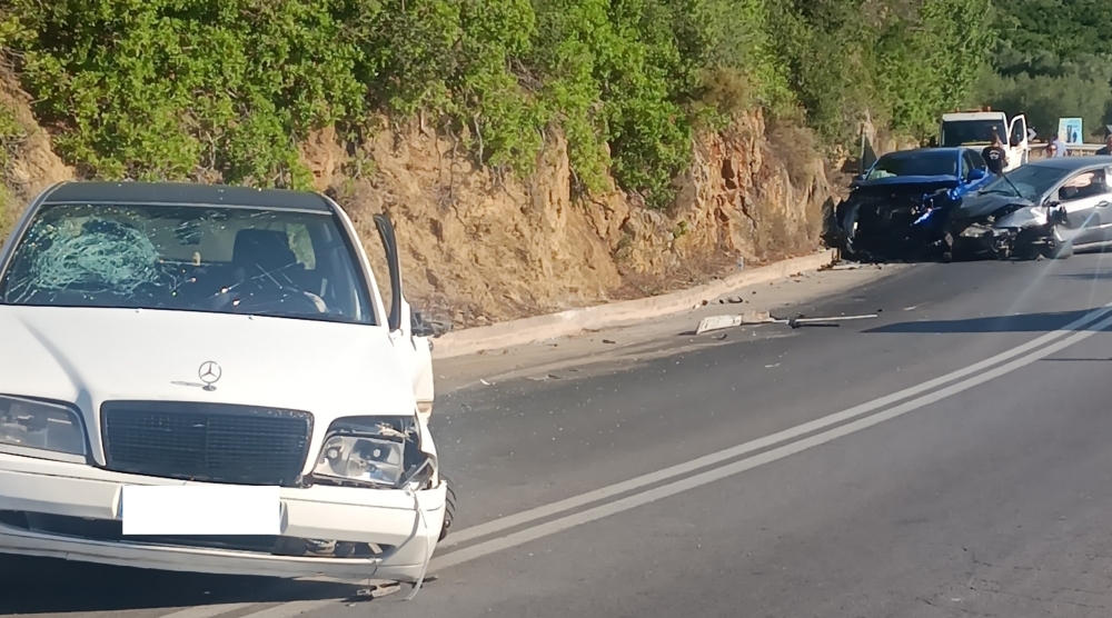 &Kappa;&alpha;&rho;&alpha;&mu;&pi;ό&lambda;&alpha; 3 &omicron;&chi;&eta;&mu;ά&tau;&omega;&nu; &sigma;&tau;&eta;&nu; &Epsilon;&Omicron; &Sigma;&pi;ά&rho;&tau;&eta;&sigmaf;-&Sigma;&kappa;ά&lambda;&alpha;&sigmaf;