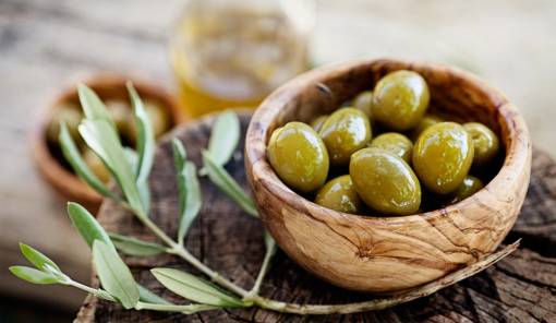 &Epsilon;&pi;&iota;&tau;&rho;&alpha;&pi;έ&zeta;&iota;&alpha; &epsilon;&lambda;&iota;ά: &Mu;&epsilon; &sigma;&upsilon;&gamma;&kappa;&rho;&alpha;&tau;&eta;&mu;έ&nu;&eta; &alpha;&iota;&sigma;&iota;&omicron;&delta;&omicron;&xi;ί&alpha; &xi;&epsilon;&kappa;&iota;&nu;ά &eta; &nu;έ&alpha; &sigma;&upsilon;&gamma;&kappa;&omicron;&mu;&iota;&delta;ή