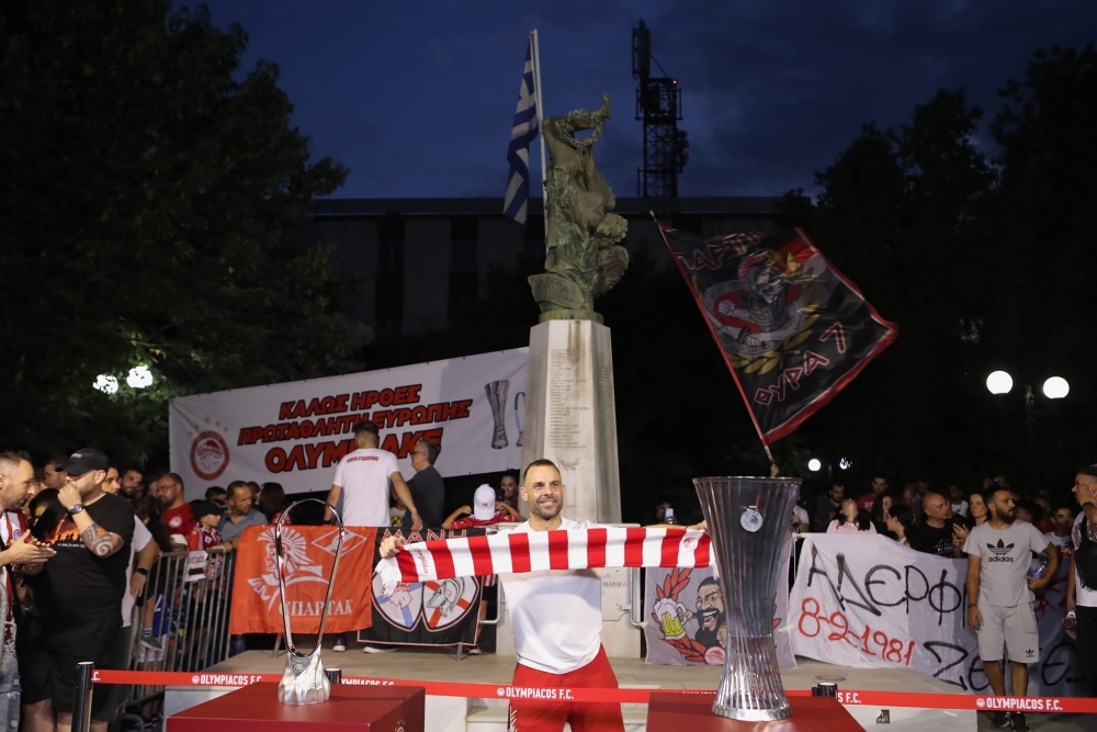 &Theta;&epsilon;&rho;&mu;ή &upsilon;&pi;&omicron;&delta;&omicron;&chi;ή &sigma;&tau;&eta; &Sigma;&pi;ά&rho;&tau;&eta; &gamma;&iota;&alpha; &tau;&iota;&sigmaf; &epsilon;&upsilon;&rho;&omega;&pi;&alpha;ϊ&kappa;έ&sigmaf; &kappa;&omicron;ύ&pi;&epsilon;&sigmaf; &tau;&omicron;&upsilon; &Omicron;&lambda;&upsilon;&mu;&pi;&iota;&alpha;&kappa;&omicron;ύ (&Phi;&Omega;&Tau;&Omicron;)