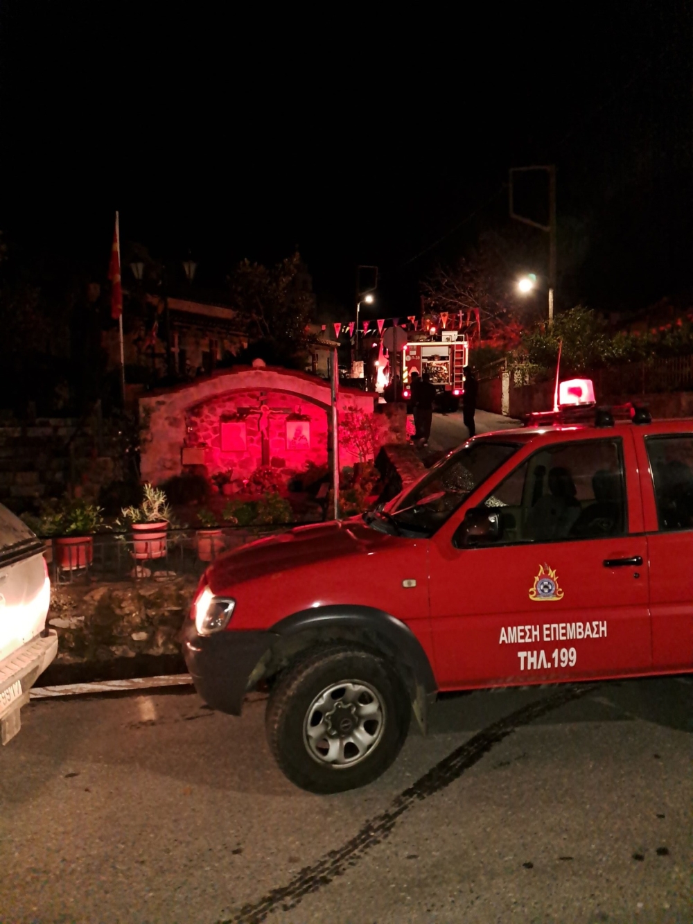 Γλίτωσε από την πυρκαγιά ο ιστορικός ναός Αγίου Σπυρίδωνα Μυστρά (φωτο)