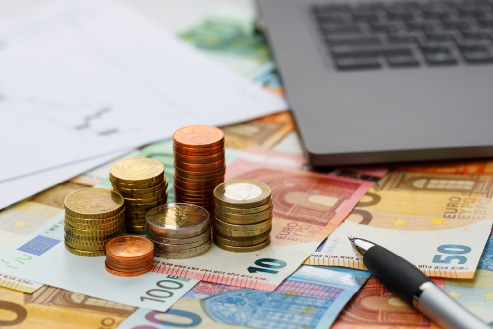 &Alpha;&pi;ό &tau;&alpha; &laquo;έ&tau;&omicron;&iota;&mu;&alpha;&raquo; &tau;&rho;ώ&nu;&epsilon; &omicron;&iota; &pi;&omicron;&lambda;ί&tau;&epsilon;&sigmaf; &kappa;&alpha;&theta;ώ&sigmaf; &tau;&omicron; &epsilon;&iota;&sigma;ό&delta;&eta;&mu;&alpha; &delta;&epsilon;&nu; &phi;&tau;ά&nu;&epsilon;&iota;