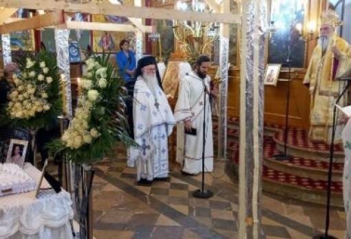 Θεία Λειτουργία στον ΙΝ Αγ. Γεωργίου Τροπαίων Αρκαδίας