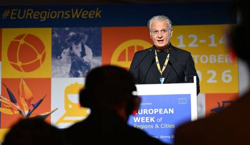 &Lambda;ό&gamma;&omicron; &sigma;&tau;&omicron;&nu; &epsilon;&upsilon;&rho;&omega;&pi;&alpha;ϊ&kappa;ό &delta;&iota;ά&lambda;&omicron;&gamma;&omicron; &epsilon;ί&chi;&epsilon; &eta; &Pi;&epsilon;&rho;&iota;&phi;έ&rho;&epsilon;&iota;&alpha; &Pi;&epsilon;&lambda;&omicron;&pi;&omicron;&nu;&nu;ή&sigma;&omicron;&upsilon;