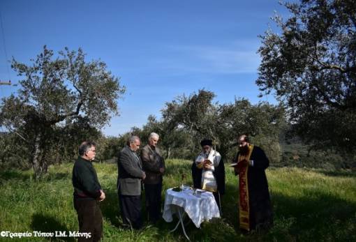 Ο Μητροπολίτης Μάνης στην Πετρίνα και τους ελαιώνες της