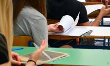 &Eta; &pi;&omicron;&lambda;&iota;&tau;&iota;&kappa;ή &eta;&gamma;&epsilon;&sigma;ί&alpha; &tau;&eta;&sigmaf; &Lambda;&alpha;&kappa;&omega;&nu;ί&alpha;&sigmaf; &sigma;&tau;&omicron; &pi;&lambda;&epsilon;&upsilon;&rho;ό &tau;&omega;&nu; &upsilon;&pi;&omicron;&psi;&eta;&phi;ί&omega;&nu; &tau;&omega;&nu; &Pi;&alpha;&nu;&epsilon;&lambda;&lambda;&alpha;&delta;&iota;&kappa;ώ&nu;