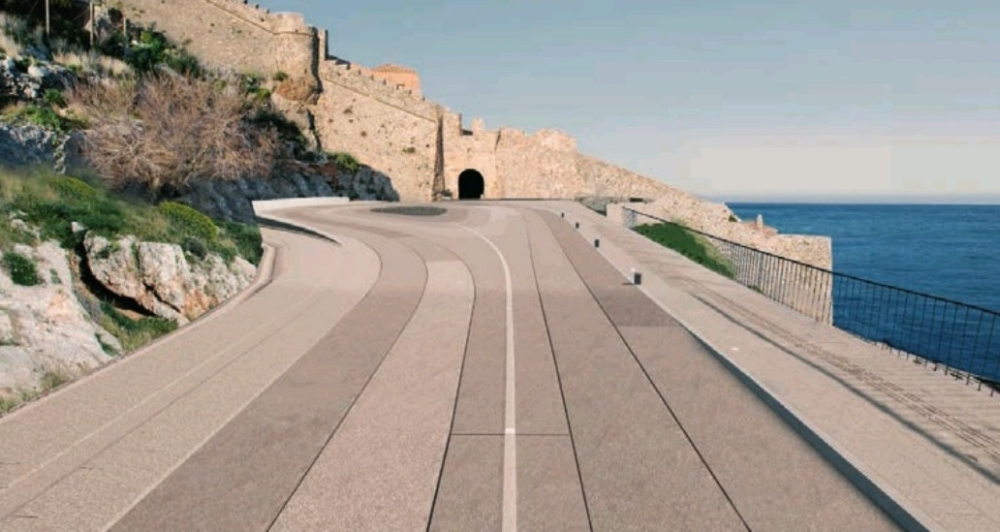 «Κολλάει» η ανάπλαση του δρόμου για το κάστρο της Μονεμβασιάς