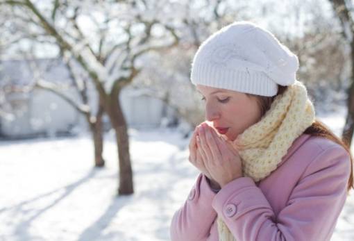 Παράξενοι τρόποι που το κρύο επηρεάζει την ψυχολογία σου