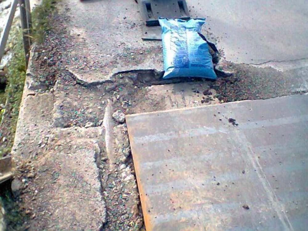 &Eta; &alpha;&delta;&iota;&alpha;&phi;&omicron;&rho;ί&alpha; &laquo;&gamma;&kappa;&rho;&epsilon;&mu;ί&zeta;&epsilon;&iota;&raquo; &tau;&eta; &gamma;έ&phi;&upsilon;&rho;&alpha; &tau;&omicron;&upsilon; &Epsilon;&upsilon;&rho;ώ&tau;&alpha; &sigma;&tau;&eta; &Sigma;&kappa;ά&lambda;&alpha;! (&Phi;&Omega;&Tau;&Omicron;)