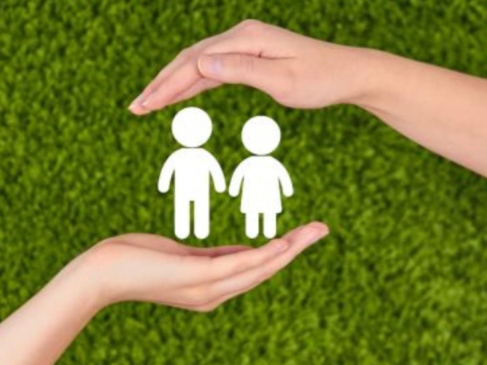 &Delta;&rho;ά&sigma;&eta; &gamma;&iota;&alpha; &tau;&eta;&nu; &pi;&alpha;&iota;&delta;&iota;&kappa;ή &pi;&rho;&omicron;&sigma;&tau;&alpha;&sigma;ί&alpha; &kappa;&alpha;&iota; &tau;&eta;&nu; &kappa;&omicron;&iota;&nu;&omega;&nu;&iota;&kappa;ή &alpha;&lambda;&lambda;&eta;&lambda;&epsilon;&gamma;&gamma;ύ&eta;