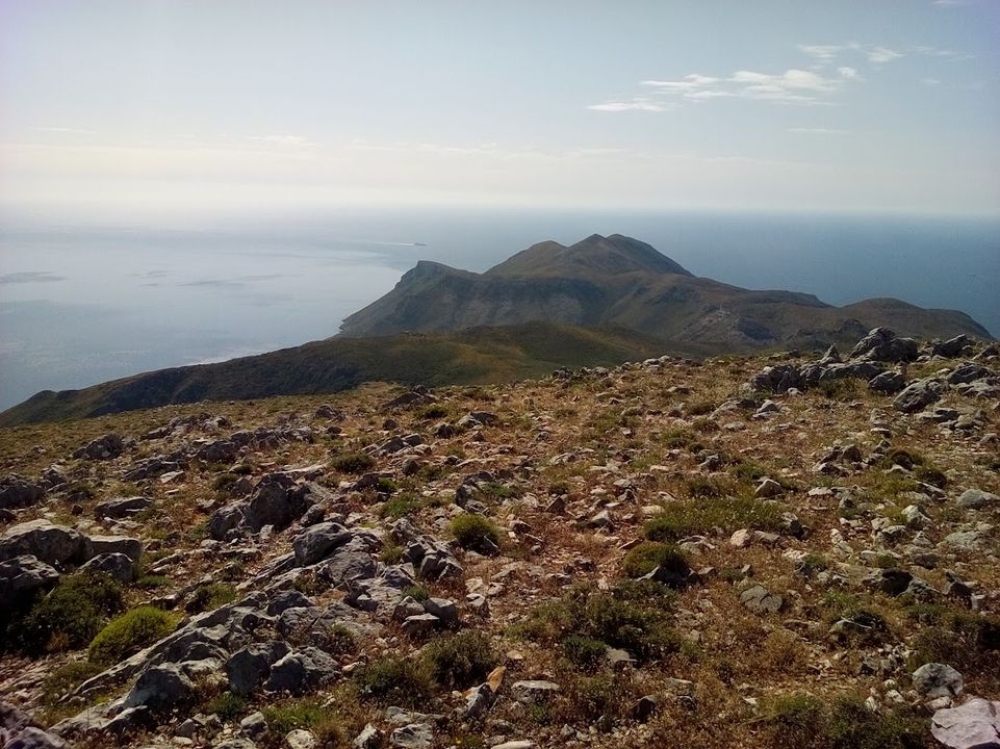 &Kappa;&alpha;&theta;&alpha;&rho;ί&zeta;&epsilon;&iota; &tau;&omicron; &mu;&omicron;&nu;&omicron;&pi;ά&tau;&iota; &tau;&omicron;&upsilon; &Mu;&alpha;&lambda;έ&alpha; &omicron; &Epsilon;&Omicron;&Sigma; &Mu;&omicron;&lambda;ά&omega;&nu;-&Nu;&Alpha; &Lambda;&alpha;&kappa;&omega;&nu;ί&alpha;&sigmaf;