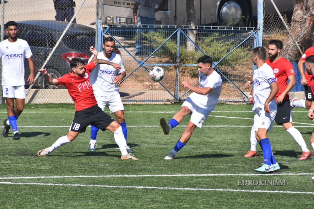 &Pi;&rho;&epsilon;&mu;&iota;έ&rho;&alpha; &sigma;&tau;&eta; &Gamma;΄ &Epsilon;&theta;&nu;&iota;&kappa;ή: &Mu;&alpha;&chi;&eta;&tau;&iota;&kappa;ό&sigmaf; &Pi;&alpha;&nu;&gamma;&upsilon;&theta;&epsilon;&alpha;&tau;&iota;&kappa;ό&sigmaf; &alpha;&lambda;&lambda;ά έ&phi;&upsilon;&gamma;&epsilon; &eta;&tau;&tau;&eta;&mu;έ&nu;&omicron;&sigmaf; &alpha;&pi;ό &tau;&omicron; &Nu;&alpha;ύ&pi;&lambda;&iota;&omicron;