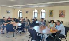 &Eta; &epsilon;&nu;&eta;&mu;έ&rho;&omega;&sigma;&eta; &omega;&sigmaf; &laquo;&sigma;ύ&mu;&mu;&alpha;&chi;&omicron;&sigmaf;&raquo; &alpha;&pi;έ&nu;&alpha;&nu;&tau;&iota; &sigma;&tau;&eta;&nu; ά&nu;&omicron;&iota;&alpha;