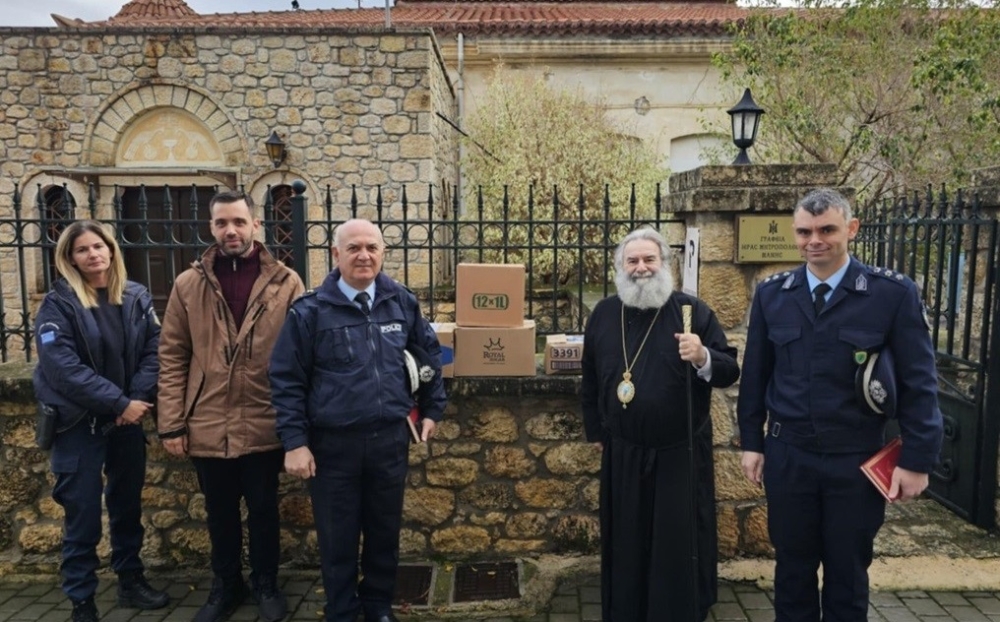 &Kappa;ί&nu;&eta;&sigma;&eta; &alpha;&nu;&theta;&rho;&omega;&pi;&iota;ά&sigmaf; &kappa;&alpha;&iota; &alpha;&lambda;&lambda;&eta;&lambda;&epsilon;&gamma;&gamma;ύ&eta;&sigmaf; &alpha;&pi;ό &tau;&eta;&nu; &Alpha;&sigma;&tau;&upsilon;&nu;&omicron;&mu;ί&alpha; &Lambda;&alpha;&kappa;&omega;&nu;ί&alpha;&sigmaf;