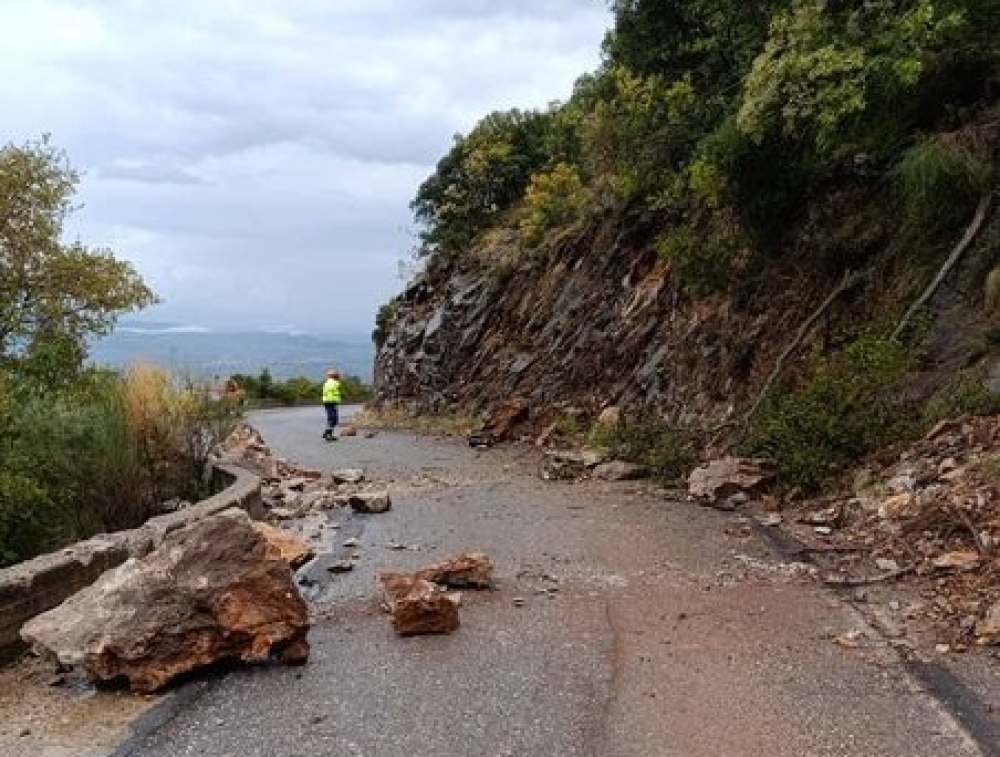 &Kappa;&alpha;&tau;&omicron;&lambda;&iota;&sigma;&theta;ή&sigma;&epsilon;&iota;&sigmaf; &sigma;&tau;&omicron;&upsilon;&sigmaf; &delta;&rho;ό&mu;&omicron;&upsilon;&sigmaf; &pi;&rho;&omicron;&sigmaf; &Alpha;&nu;&alpha;&beta;&rho;&upsilon;&tau;ή &kappa;&alpha;&iota; &Beta;&alpha;&mu;&beta;&alpha;&kappa;&omicron;ύ