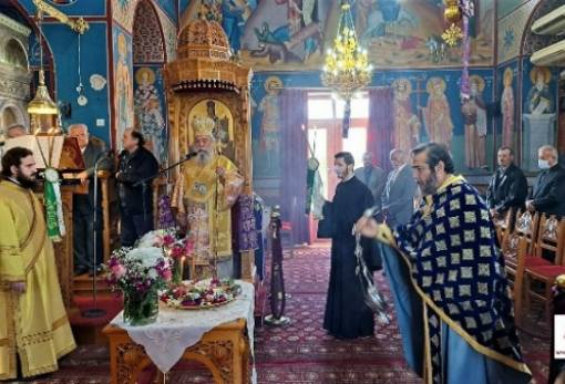 Η Κυριακή της Σταυροπροσκυνήσεως στη Γλυκόβρυση