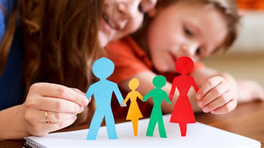 &Omicron; &kappa;&alpha;&theta;&eta;&gamma;&eta;&tau;ή&sigmaf; &Theta;&epsilon;&omicron;&lambda;&omicron;&gamma;ί&alpha;&sigmaf; &kappa;. &Alpha;&theta;. &Alpha;&nu;&tau;&omega;&nu;ό&pi;&omicron;&upsilon;&lambda;&omicron;&sigmaf; &omicron;&mu;&iota;&lambda;&eta;&tau;ή&sigmaf; &sigma;&tau;&eta; &Sigma;&chi;&omicron;&lambda;ή &Gamma;&omicron;&nu;έ&omega;&nu; &tau;&eta;&sigmaf; &Iota;&Mu;&Mu;&Sigma;