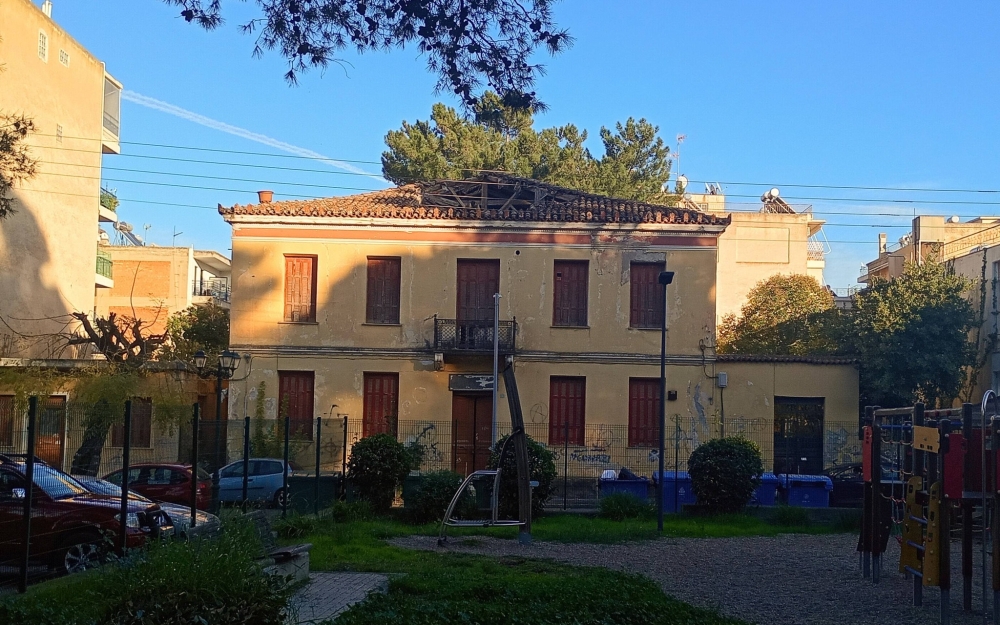 &Mu;&alpha;&rho;&alpha;&zeta;ώ&nu;&epsilon;&iota; &gamma;&upsilon;&rho;&epsilon;ύ&omicron;&nu;&tau;&alpha;&sigmaf; &laquo;&gamma;&iota;&alpha;&tau;&rho;&epsilon;&iota;ά&raquo; &tau;&omicron; &nu;&epsilon;&omicron;&kappa;&lambda;&alpha;&sigma;&iota;&kappa;ό &Tau;&rho;&iota;&tau;ά&kappa;&eta;