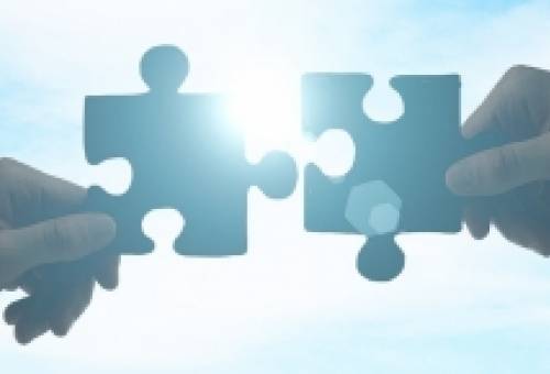 Κάθε… κατεργάρης (και υποψήφιος) στον πάγκο του