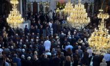 &Sigma;&upsilon;&gamma;&kappa;ί&nu;&eta;&sigma;&eta; &sigma;&tau;&omicron; &tau;&epsilon;&lambda;&epsilon;&upsilon;&tau;&alpha;ί&omicron; &alpha;&nu;&tau;ί&omicron; &sigma;&tau;&omicron;&nu; &Nu;ί&kappa;&omicron; &Tau;&alpha;&gamma;&alpha;&rho;ά