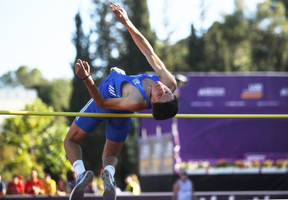 &Omicron; &Gamma;&iota;ώ&rho;&gamma;&omicron;&sigmaf; &Mu;&alpha;&nu;&omega;&lambda;ό&pi;&omicron;&upsilon;&lambda;&omicron;&sigmaf; &sigma;&tau;&eta; &mu;&epsilon;&gamma;ά&lambda;&eta; &psi;&eta;&phi;&omicron;&phi;&omicron;&rho;ί&alpha; &tau;&omicron;&upsilon; &Sigma;&Epsilon;&Gamma;&Alpha;&Sigma;