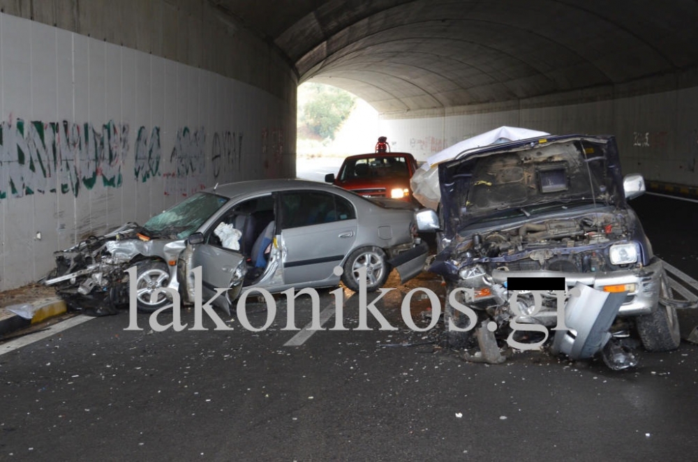 &Sigma;&omicron;&beta;&alpha;&rho;ό &tau;&rho;&omicron;&chi;&alpha;ί&omicron; &mu;έ&sigma;&alpha; &sigma;&epsilon; &tau;&omicron;ύ&nu;&epsilon;&lambda; &sigma;&tau;&eta;&nu; &pi;&alpha;&rho;ά&kappa;&alpha;&mu;&psi;&eta; &Beta;&omicron;&upsilon;&tau;&iota;ά&nu;&omega;&nu; (&Phi;&Omega;&Tau;&Omicron;-VIDEO)