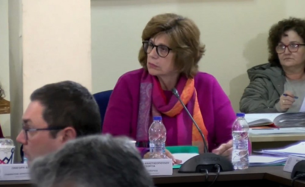 &laquo;&Tau;&eta;&sigmaf; &Zeta;&alpha;&chi;&alpha;&rho;ά&kappa;&eta; έ&rho;&gamma;&omicron; &epsilon;ί&nu;&alpha;&iota;&raquo;!