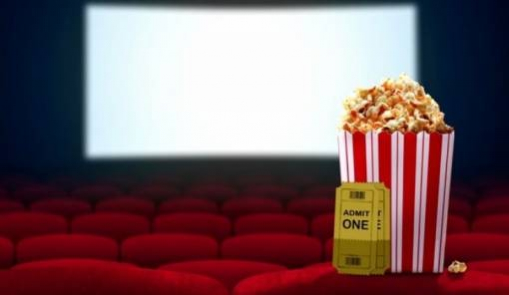 «Παίζει στο σινεμά…»