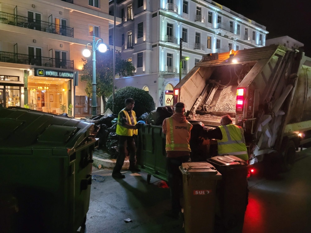 Αγώνας δρόμου για το δύσκολο έργο της αποκομιδής στη Σπάρτη (ΦΩΤΟ-VIDEO)