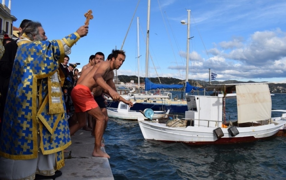 &Epsilon;&omicron;&rho;&tau;&alpha;&sigma;&mu;ό&sigmaf; &tau;&omega;&nu; &Theta;&epsilon;&omicron;&phi;&alpha;&nu;&epsilon;ί&omega;&nu; &sigma;&tau;&omicron; &Gamma;ύ&theta;&epsilon;&iota;&omicron;