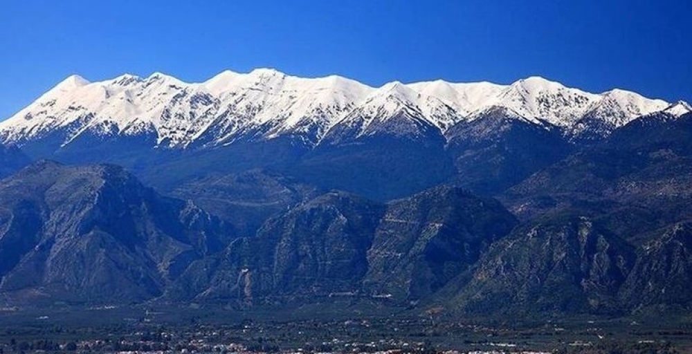 &Tau;&omicron;&upsilon;&lambda;ά&chi;&iota;&sigma;&tau;&omicron;&nu; 2.000 &epsilon;&nu;&epsilon;&rho;&gamma;ά &rho;ή&gamma;&mu;&alpha;&tau;&alpha; &sigma;&tau;&eta;&nu; &Epsilon;&lambda;&lambda;ά&delta;&alpha;: &Tau;&iota; &pi;&rho;&omicron;&kappa;ύ&pi;&tau;&epsilon;&iota; &gamma;&iota;&alpha; &Lambda;&alpha;&kappa;&omega;&nu;ί&alpha;