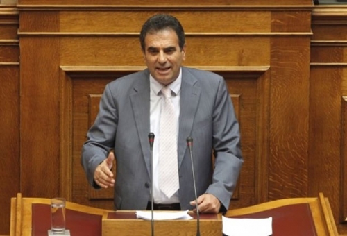 Με νόμο η υπέρβαση των χιλιομετρικών περιορισμών για τη μεταφορά μαθητών