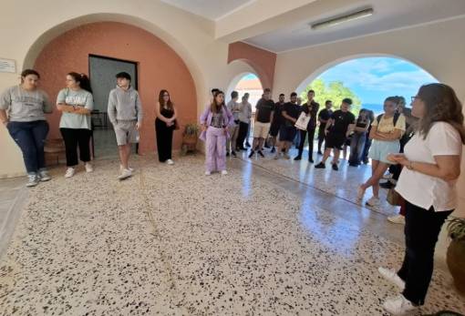 Ξεκίνησαν οι αιτήσεις για τις ΕΠΑΣ Μαθητείας της ΔΥΠΑ