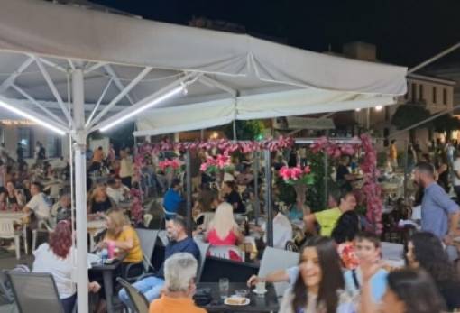 «Λευκή Νύχτα» και «Ανοιχτή «Πόλη» χωρίς… σκιές στη «βιτρίνα»